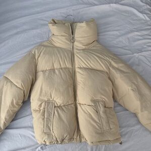 Small Cream/Beige Forever 21 puffer coat